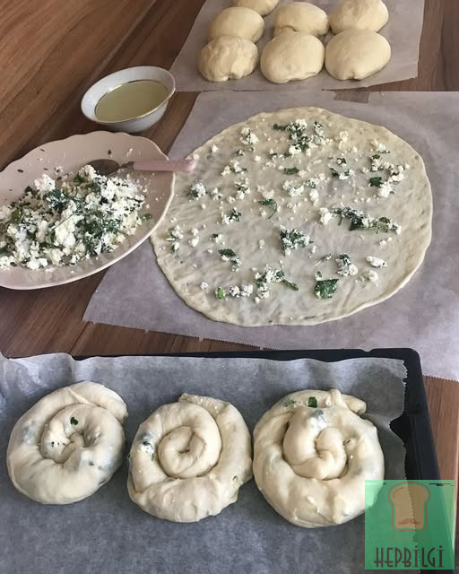 Elde Açma Börek Tarifi - 1
