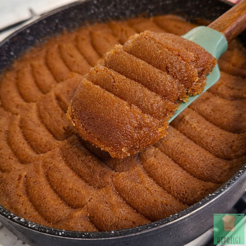  1 Bardak Unla Tam Ölçülü Un Helvası - 2