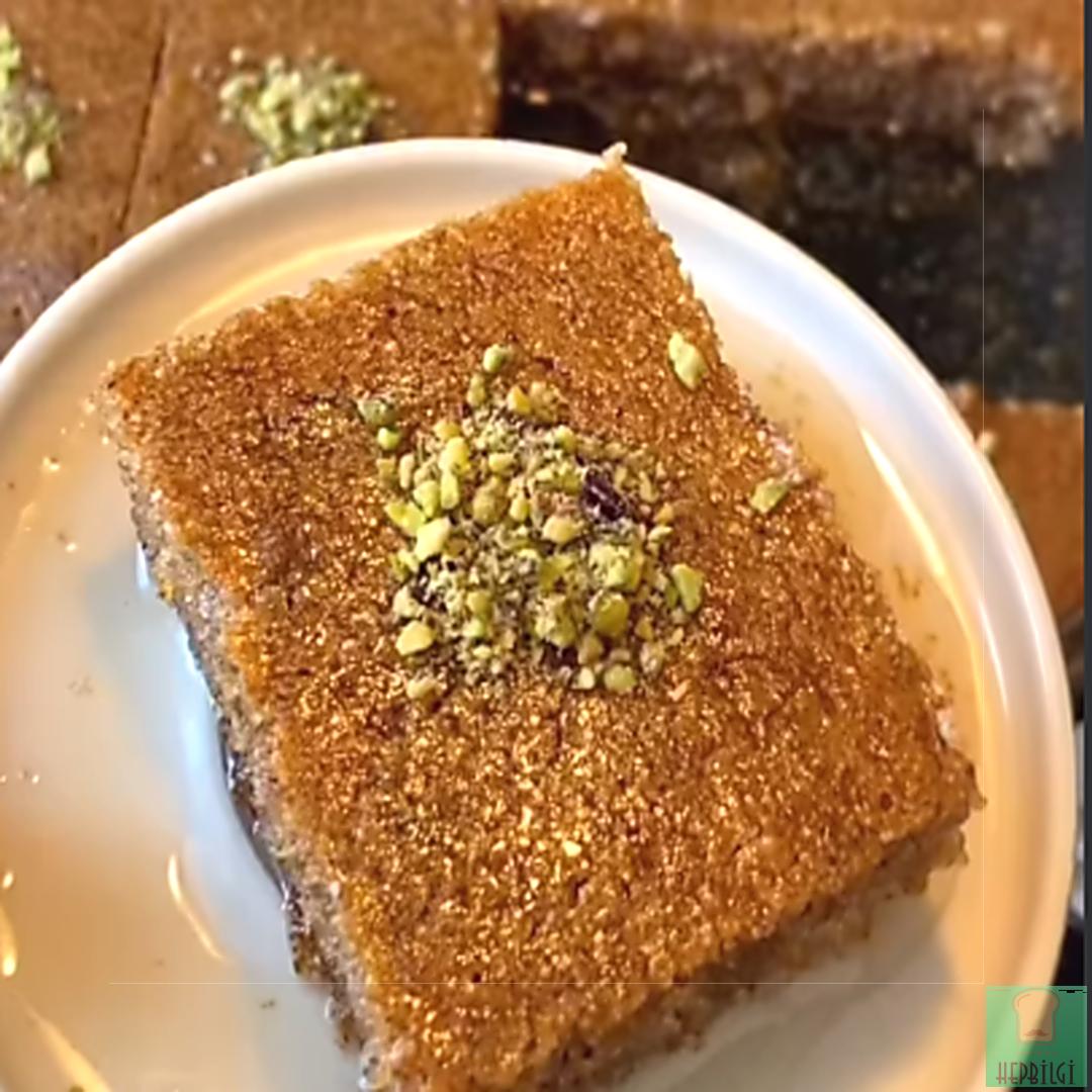 Kavrulmuş İrmik Tatlısı (Tam Kıvamında) - 3