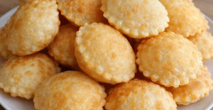 Asla Yağ Çekmeyen Patatesli Pişi