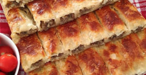 Dışı Çıtır Çıtır İçi Pamuk Gibi Bir Börek