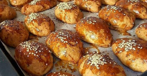AĞIZDA DAĞILAN KIYIR POĞAÇA