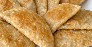 Dışı Çıtır İçi Sulu Sulu Çi Börek (Çibörek)