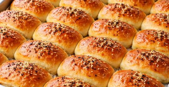 yumuşacık ve kolay tepsi poğaçası tarifi