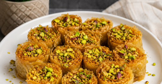 Kadayıflı Çıtır Sarma Tatlısı