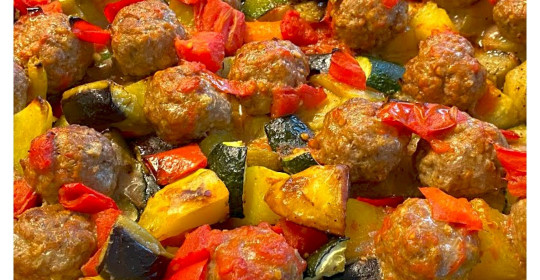 Fırında Kızartmadan Sebzeli Köfte Tarifi