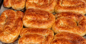 5 Yufka İle 1 Tepsi Çıtır Börek 