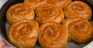 Hazır Yufkadan Çıtır Gül Böreği Tarifi