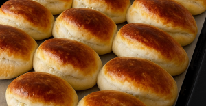 Yumuşacık Hamuruyla Peynirli Poğaça Tarifi