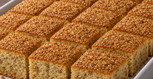 Susamlı Tahinli Nemli Kek