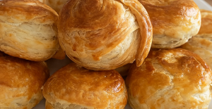 Pul Pul Dökülen Patatesli Börek Tarifi