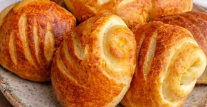 Puf Puf Kabaran Tereyağlı Poğaça Tarifi