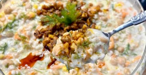 Hem Doyurucu Hem Besleyici Yaz Salatası