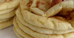 Kabardıkça Kabaran Mayalı Bazlama 