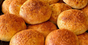 10 dakikada Fırında Yumuşacık Gobit Ekmek Tarifi