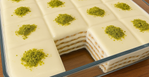 En Lezzetli Bisküvili Kolay Pasta Tarifi