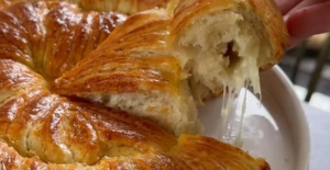 Peynirli maden sulu çörek