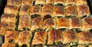 Ispanaklı Peynirli Çıtır Mini Rulo Börek