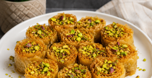 Kadayıflı Çıtır Sarma Tatlısı