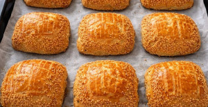 Susamlı 5 Dakika Poğaçası Tarifi