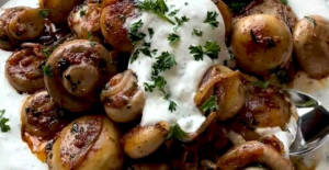 Sarımsak Soslu Mantar