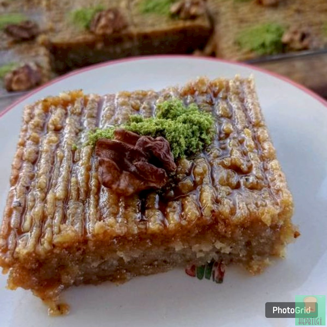 Baklava Lezzetinde Nevzine Tatlısı Tarifi - 1